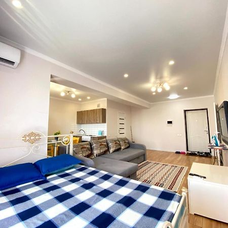 Medinahotelkz, #54, Вид На Закат, До Арбата 15 Мин Пешком, Halal 알마티 외부 사진